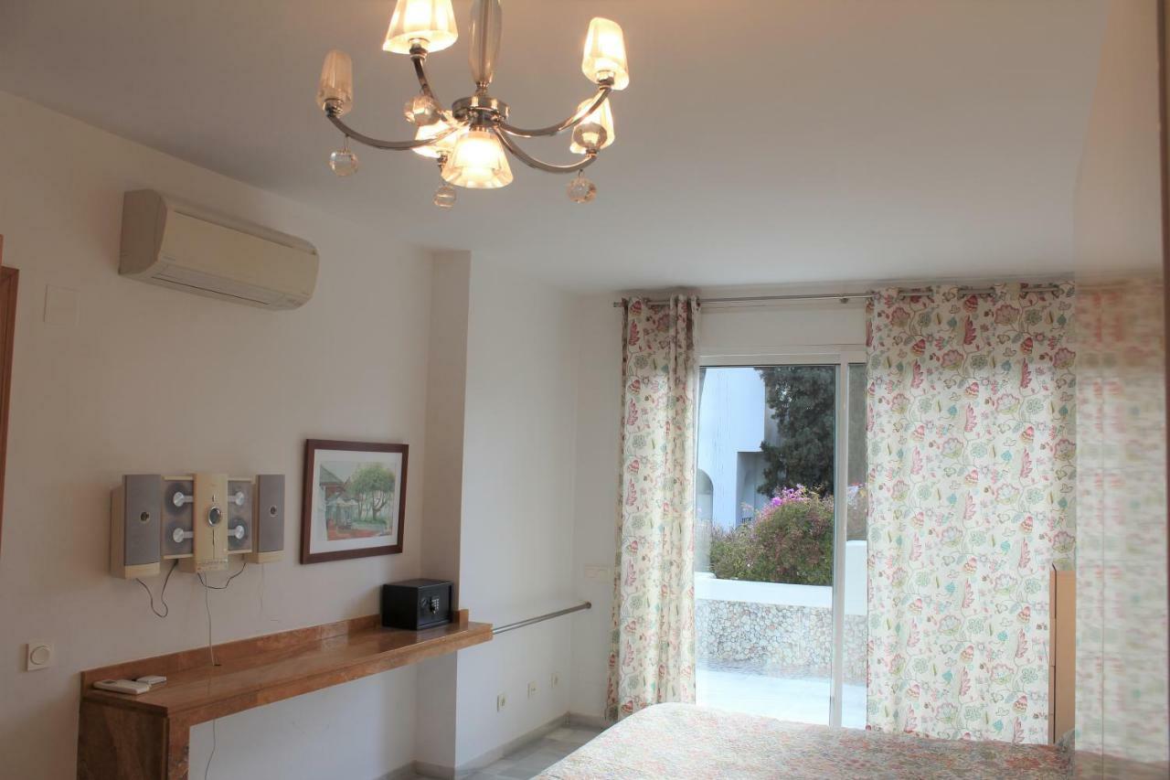 אסטפונה Alcazaba Beach Apartment 3302 מראה חיצוני תמונה