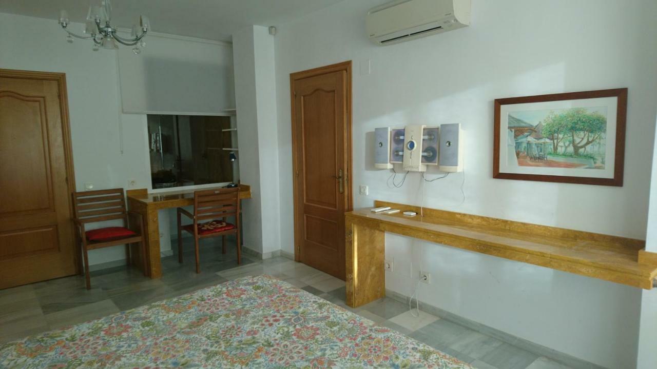 אסטפונה Alcazaba Beach Apartment 3302 מראה חיצוני תמונה